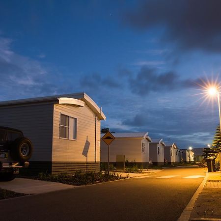 ホテル Nrma Stockton Beach Holiday Park 部屋 写真