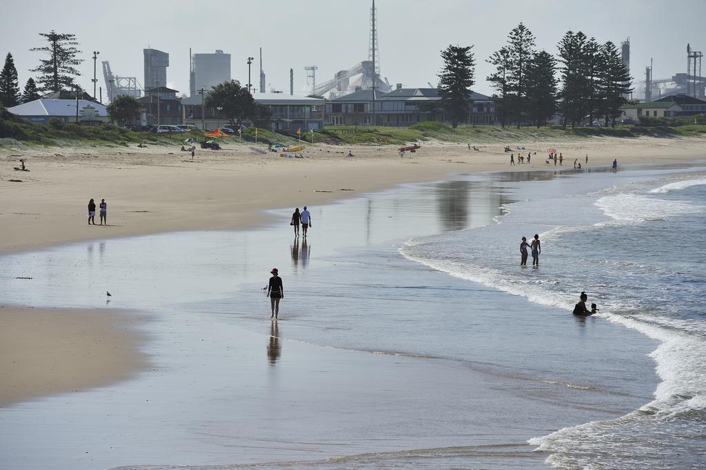 ホテル Nrma Stockton Beach Holiday Park エクステリア 写真