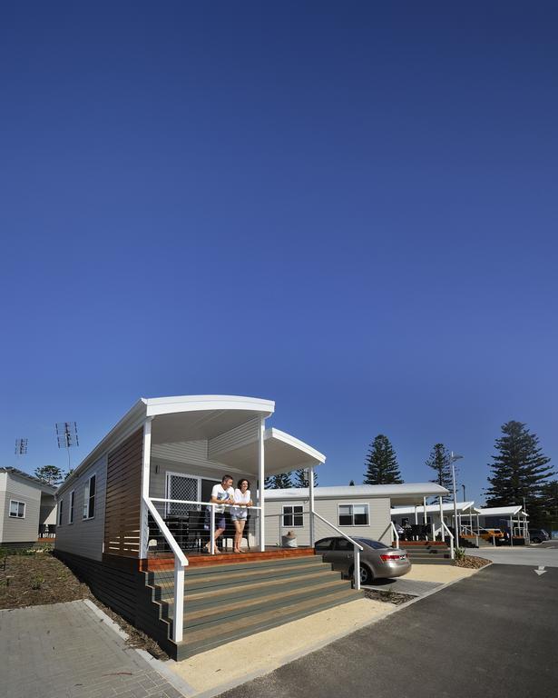 ホテル Nrma Stockton Beach Holiday Park エクステリア 写真